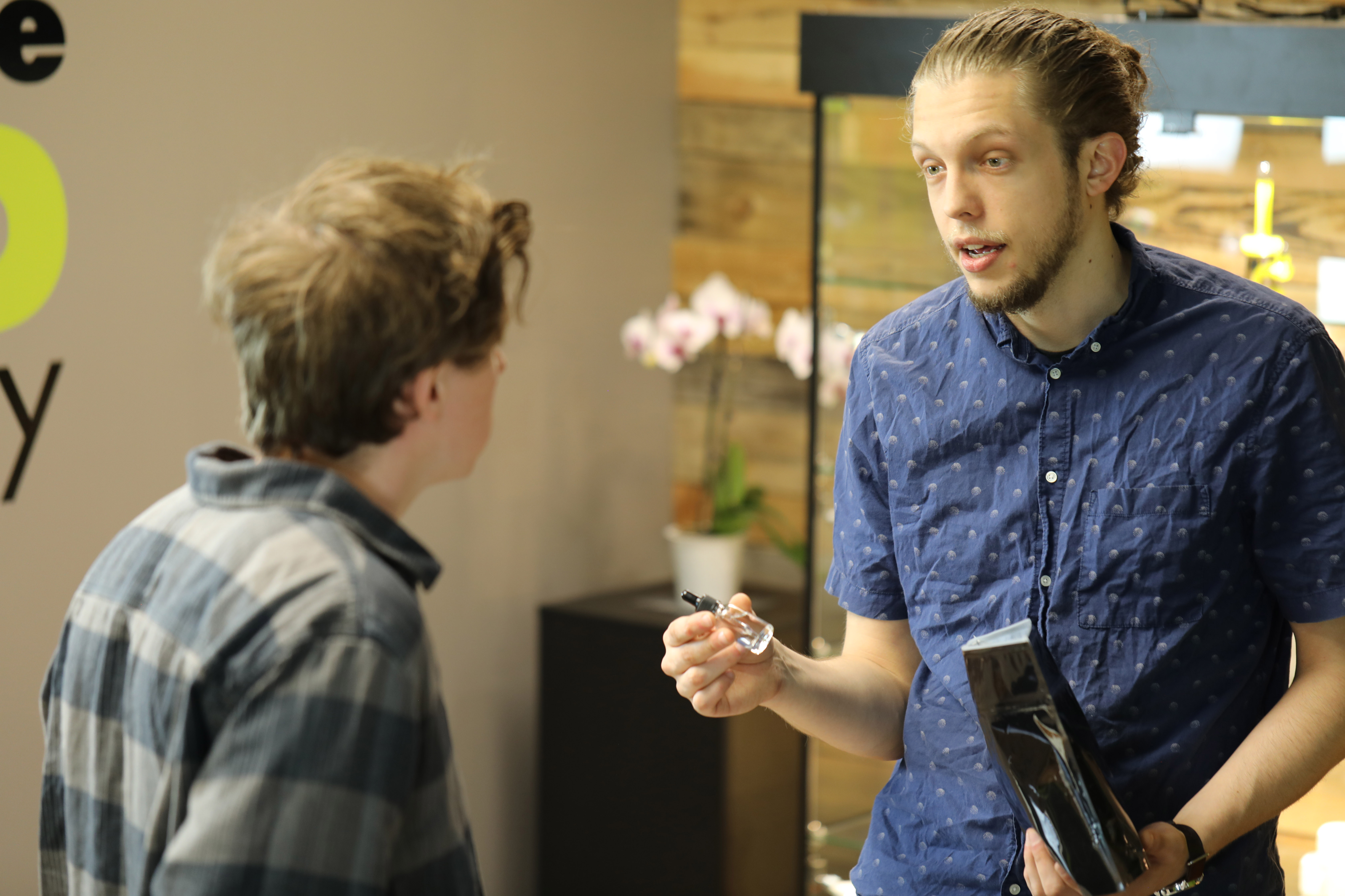 Speaking to a budtender at a cannabis dispensary