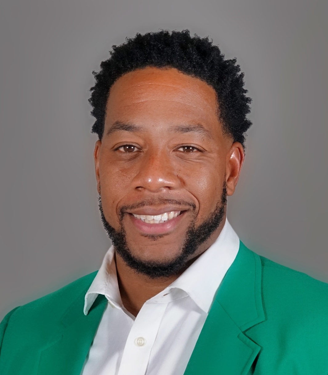 https://dist.cannigma.com/2022/05/Omari-headshot.jpg