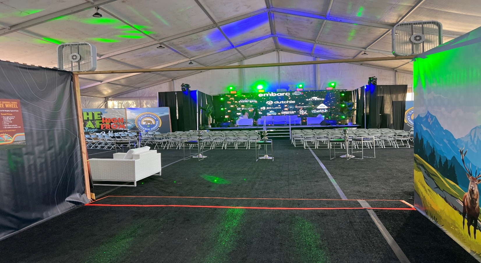 Entertainment & presentation stage